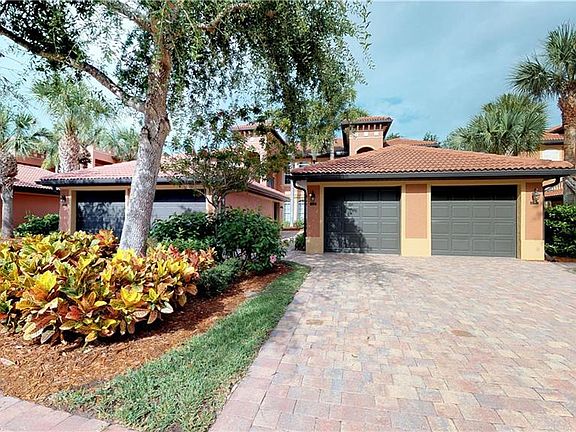 2nd image of 10024 Heather Ln #1004