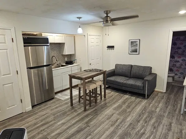 (undisclosed Address), Chattanooga, TN 37421