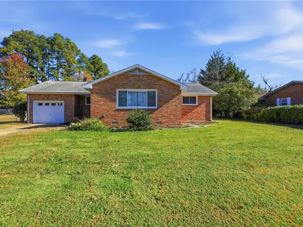 921 Magruder Rd, Smithfield, VA 23430