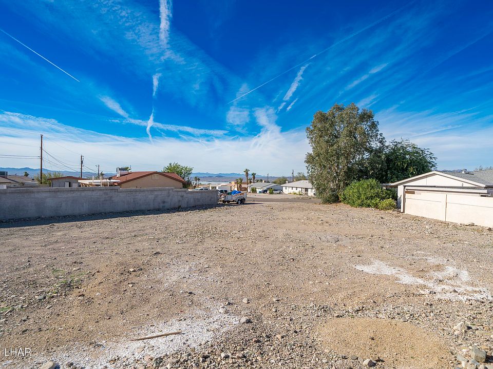 1st image of 870 Chalon Dr