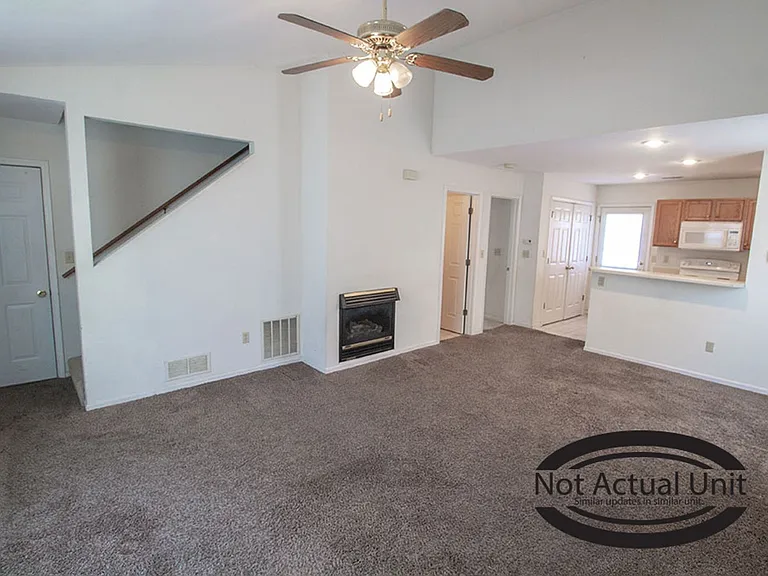 1413-1415 N Frideriki Dr — Photo 4