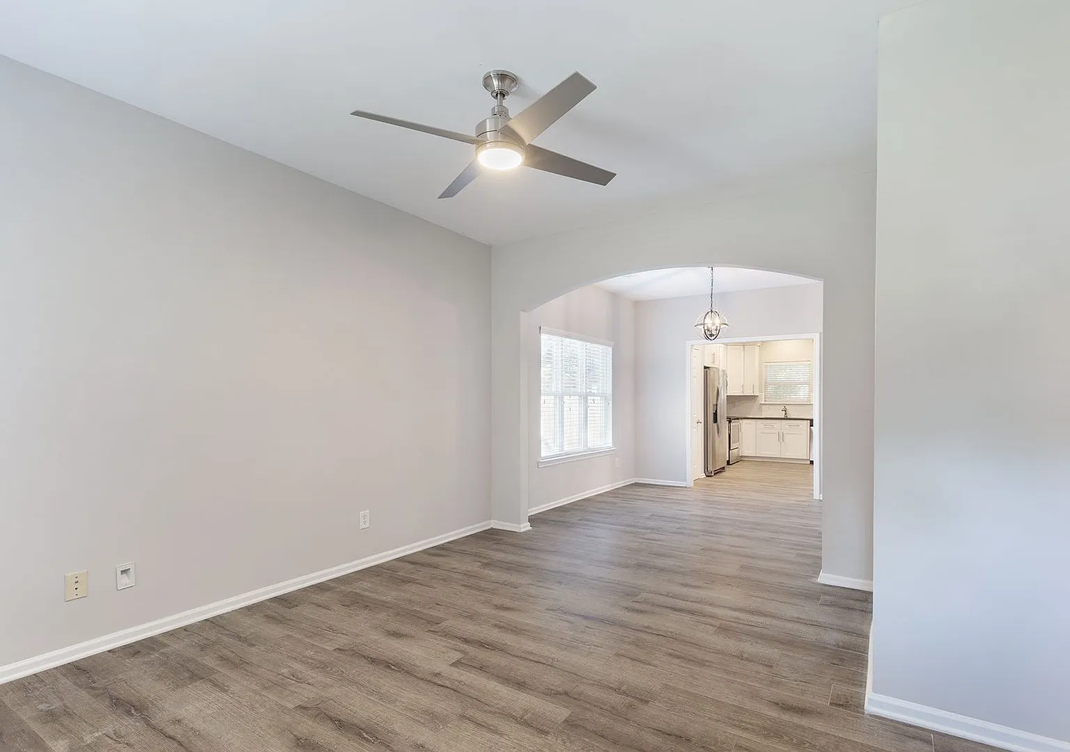 Intown Living! Modern 4BR Home w/ Fenced Backyard Min to BeltLine & Lee + White! — Photo 3