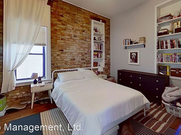 5th image of 910 W Wrightwood Ave APT 1R