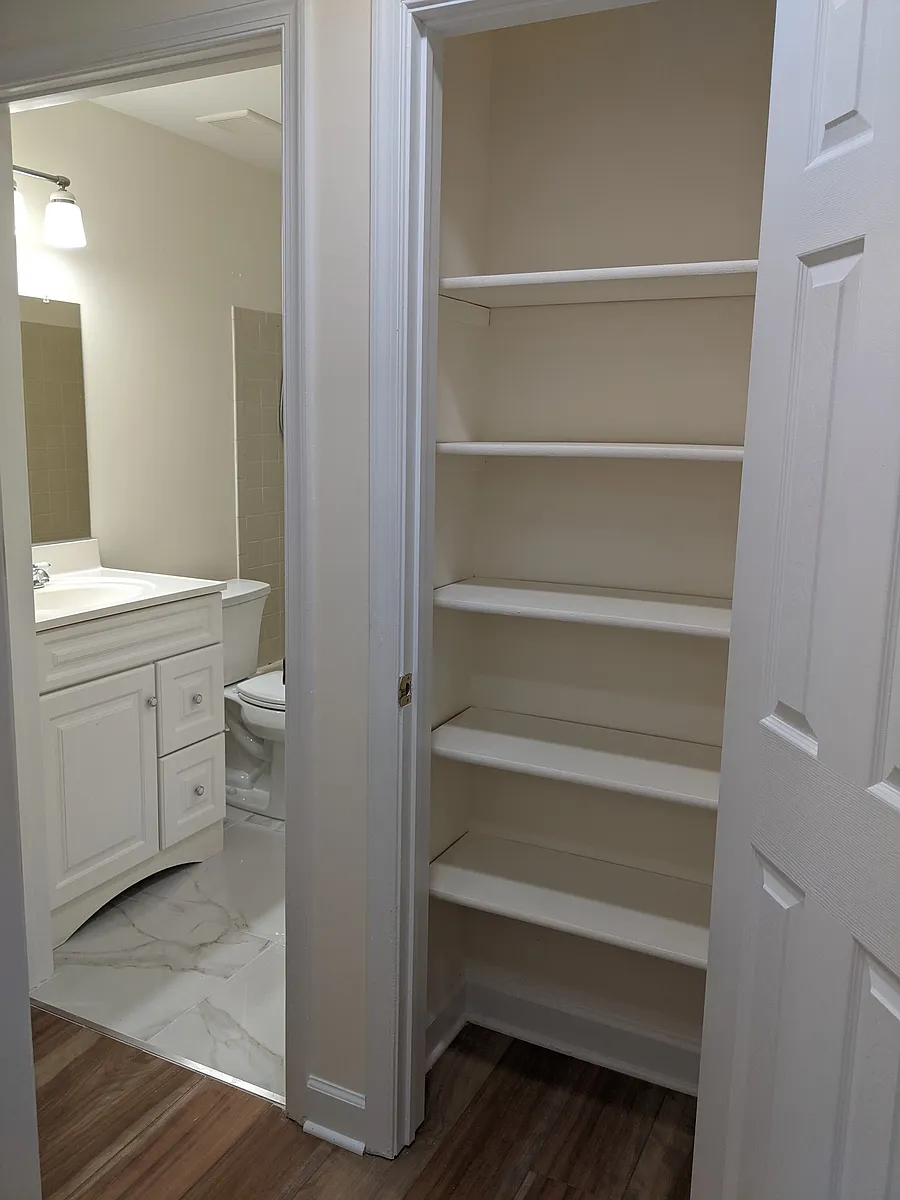 Building Photo - 2315 Ravens Crest Dr #2315