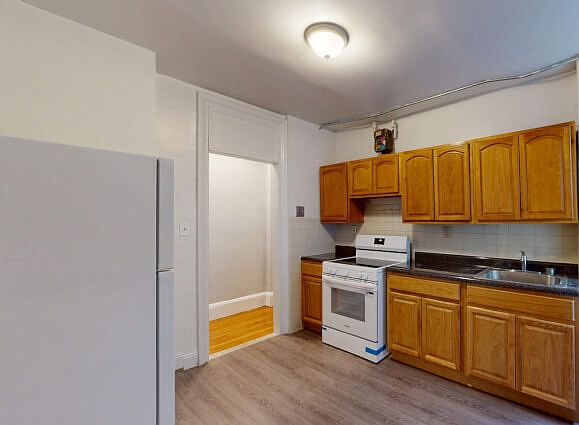 1st image of 3505 Broadway APT 34