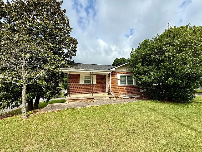 1401 John Exum Pkwy #1 — Photo 18