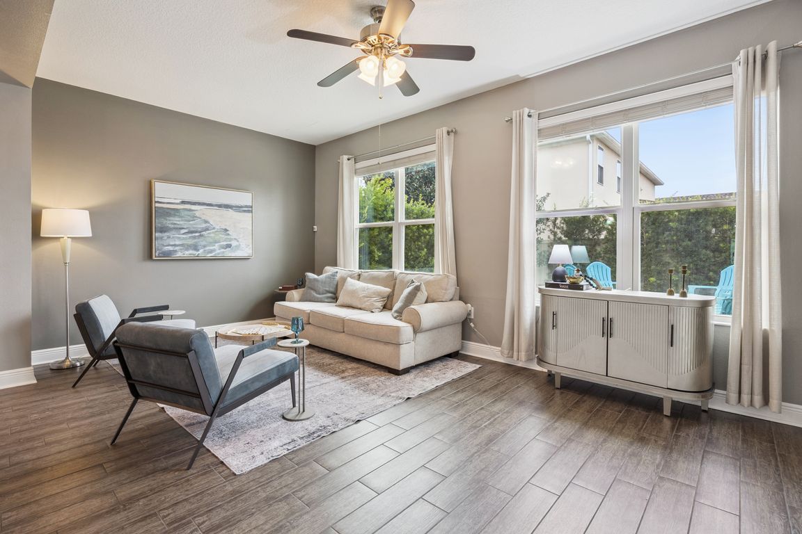 next background image