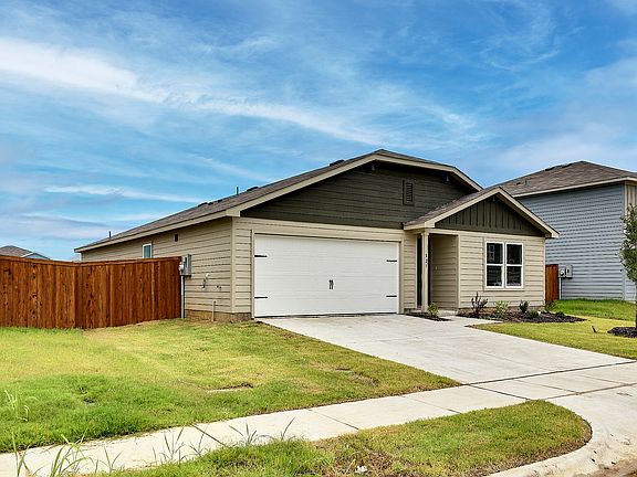 2nd image of 829 Eagles Nest Dr