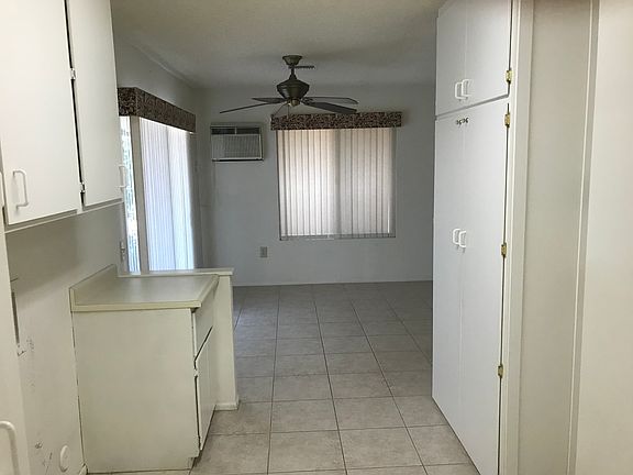 4th image of 12727 W Beechwood Dr