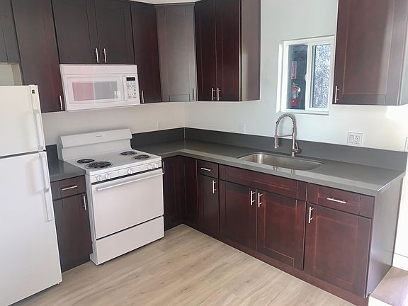 2nd image of 7560 North Ave #10