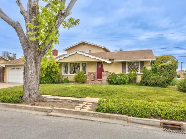 197 Chaucer Dr, Salinas, CA 93901