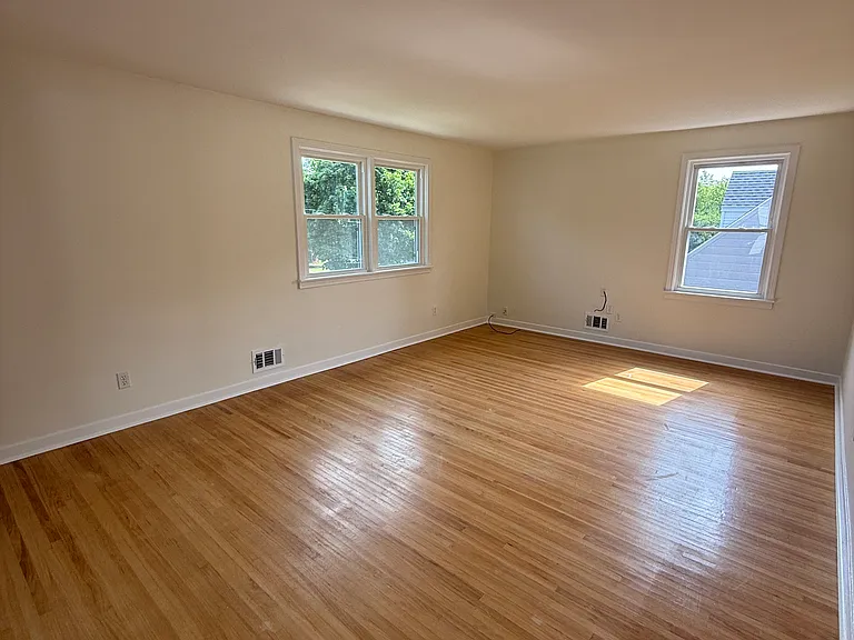 113 Argyle Ave #2 — Photo 11