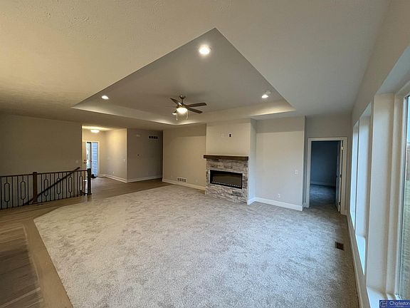 3rd image of 11022 N 169th St