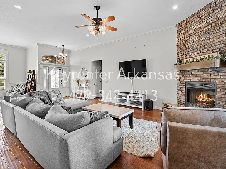 1048 Tarah Knolls Cir — Photo 9