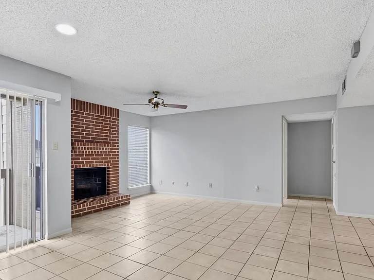 3919 Fairmont Pkwy #148 — Photo 7