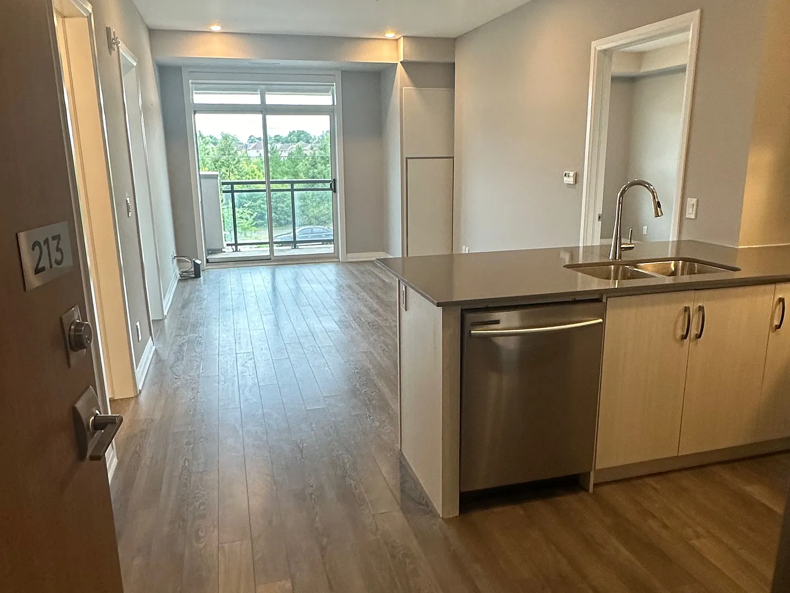 2 bed, $2,700 — Photo 3