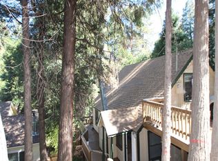 745 Woodland Rd, Crestline, CA 92325