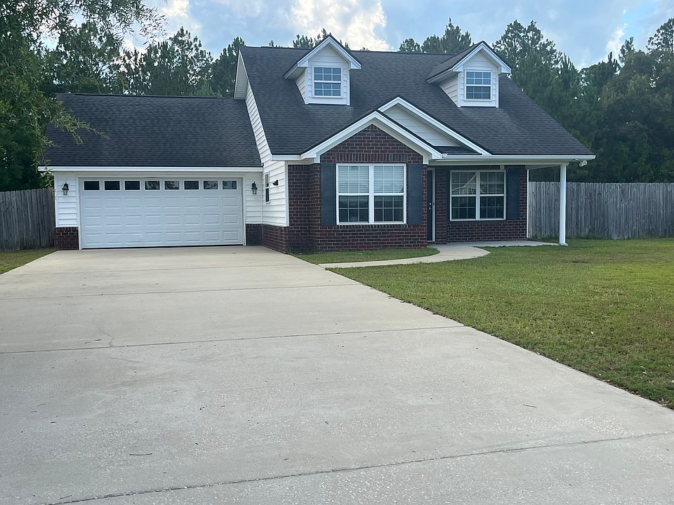 1st image of 195 Parish Loop