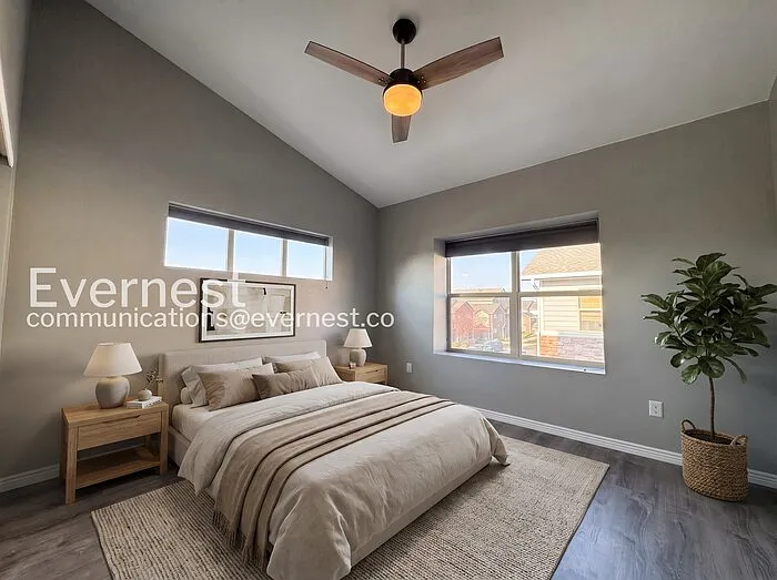 2 bed, 2.0 bath, 988 sqft, $2,000 — Photo 3
