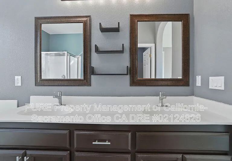 1518 Sandmark Dr — Photo 5