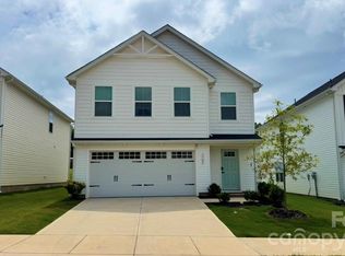 1705 Gutter Branch Dr, Charlotte, NC 28216