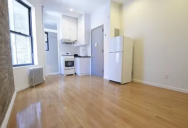 Rented by Piere Michel