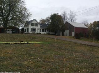 68 N Main St, Morrill, ME 04952