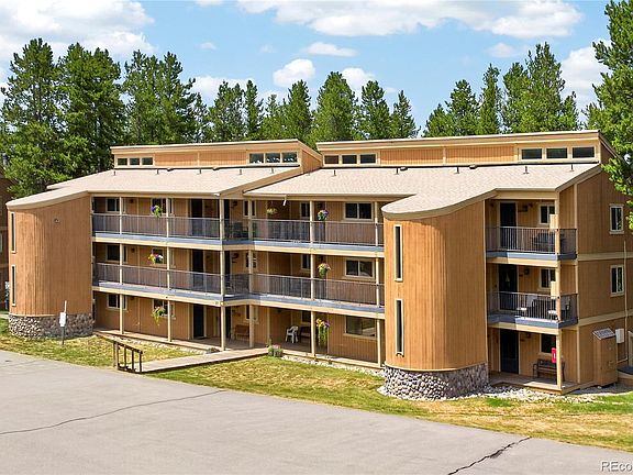 2nd image of 214 GCR 702/Village Dr #17-201