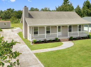 130 1/2 Melody Ln, Bay St Louis, MS 39520