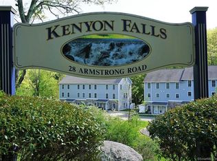 28 Armstrong Rd UNIT B12, Coventry, CT 06238