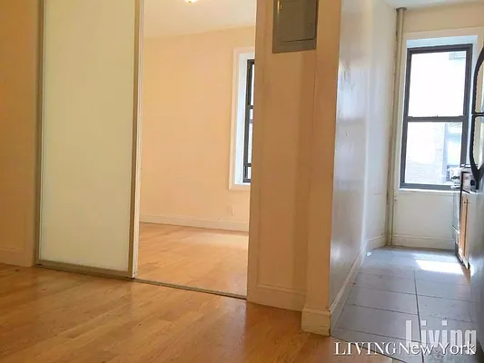 Rented by Living New York | media 13