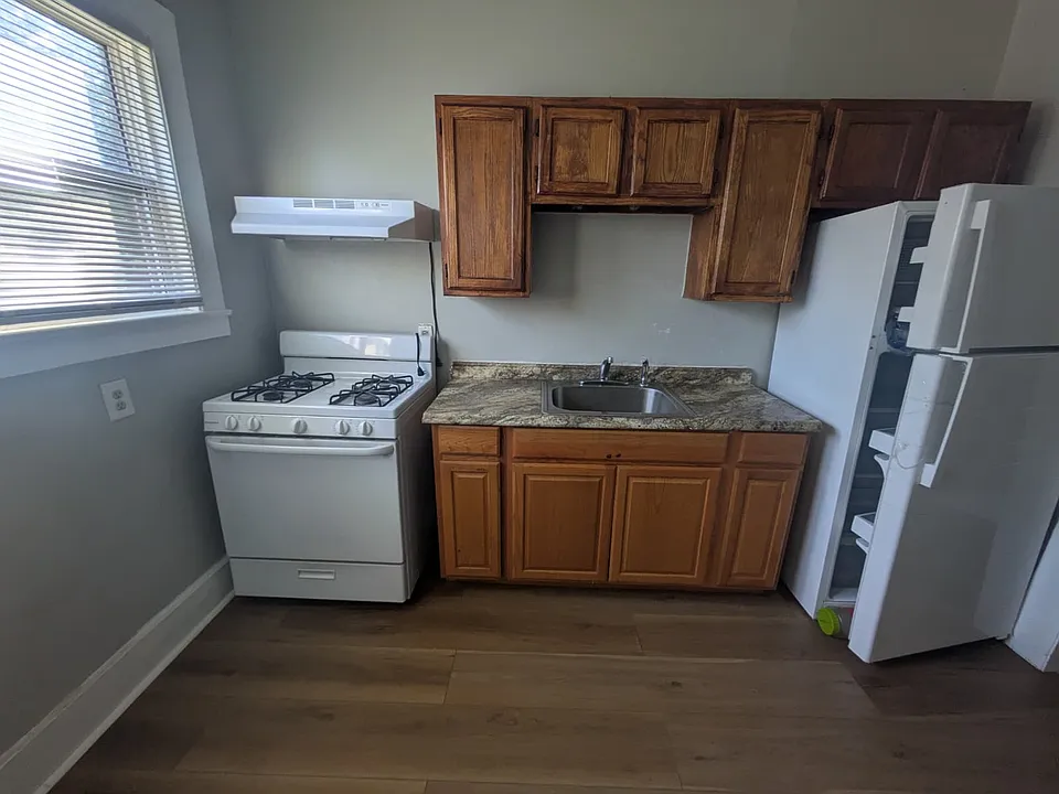 268 Sherman Ave #2A