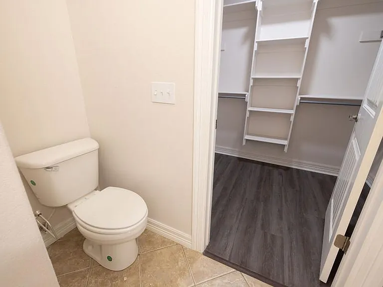 15th Place Townhomes — Photo 34