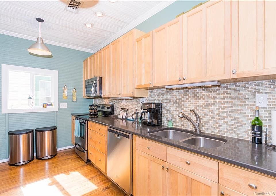 1st image of 63 Cherry St