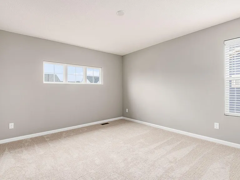 8426 Fig Grove Way — Photo 32