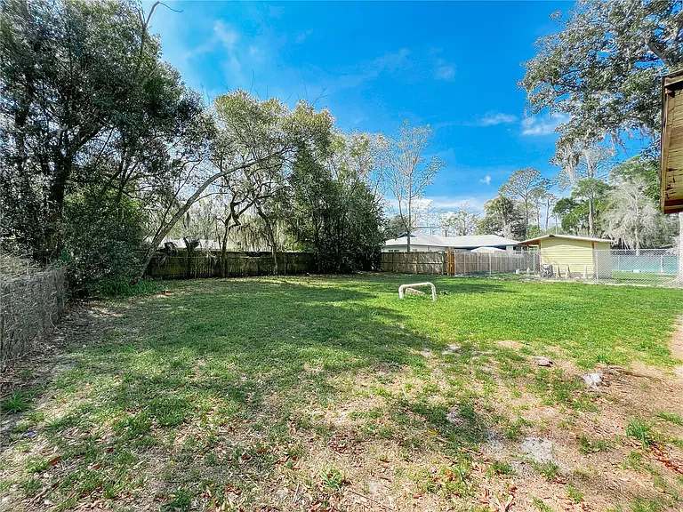 319 NW 16th Ave — Photo 47