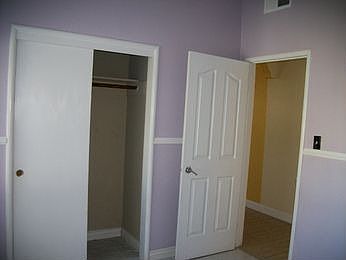 2nd image of 501 N Sunset Dr