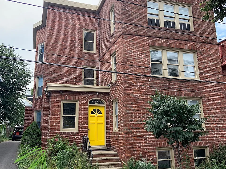21 Dow St #3