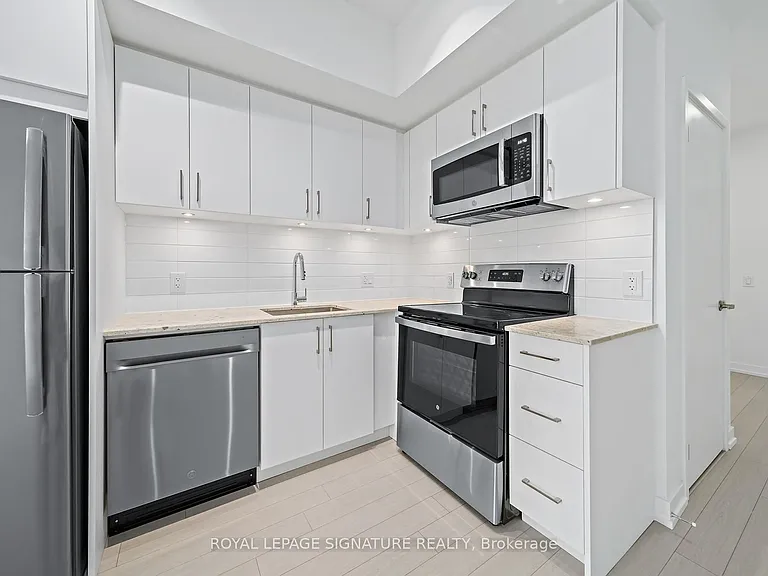 4010 Eglinton Ave W #711 — Photo 8