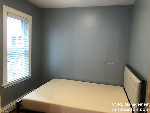 landlord_unit_photo_43969845_5