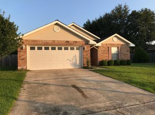 14259 N Country Hills Dr, Gulfport, MS 39503