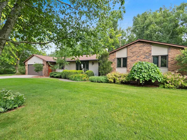 360 Peaceful Cir, Oneida, WI 54155