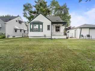 6911 Polk St, Taylor, MI 48180