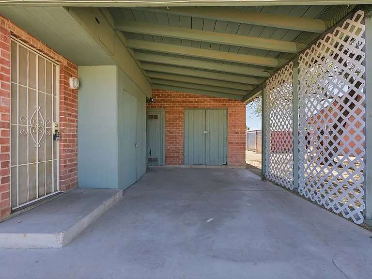 3226 E Bermuda St #1 — Photo 3