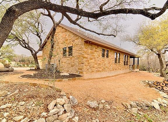 3rd image of 145 Paige Dr