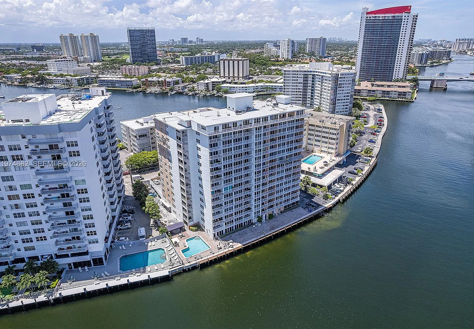 Dorsey Arms Condo — Photo 3