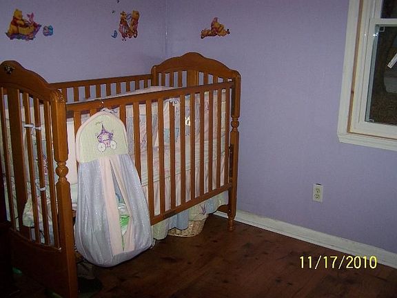 5th image of 2710 S 49th St