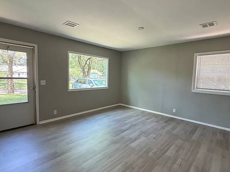 6590 N Kingman St — Photo 5