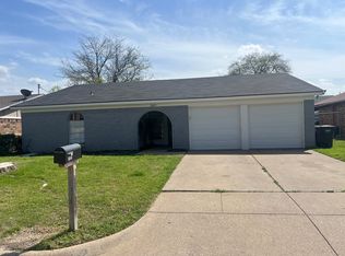 5604 Burton Ave, Fort Worth, TX 76119