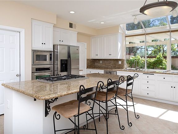 4th image of 2640 Bristow Ln